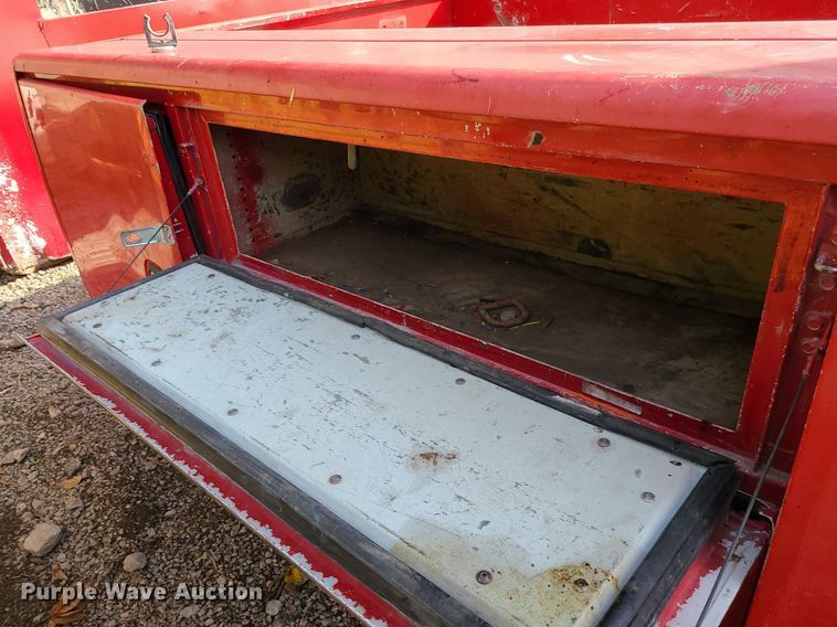 image for item MJ9435 Utility bed