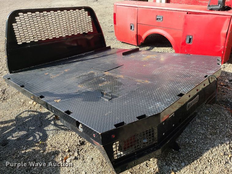 image for item MJ9437 Knapheide  flatbed