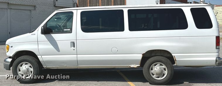 image for item ML9078 1998 Ford Club Wagon  handicap accessible van