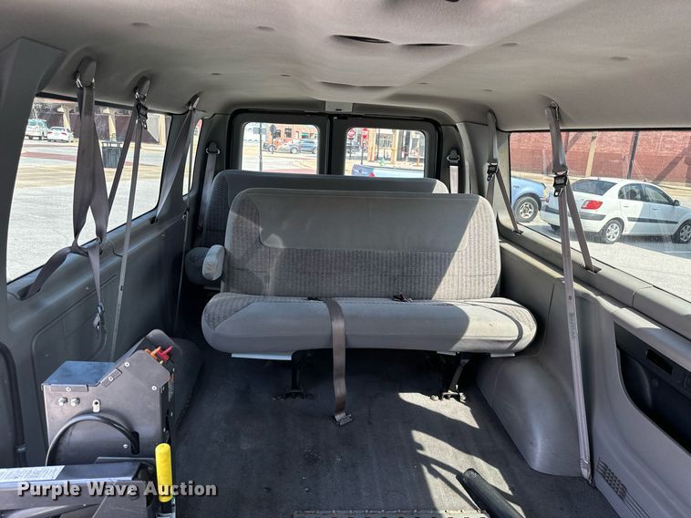 image for item ML9078 1998 Ford Club Wagon  handicap accessible van