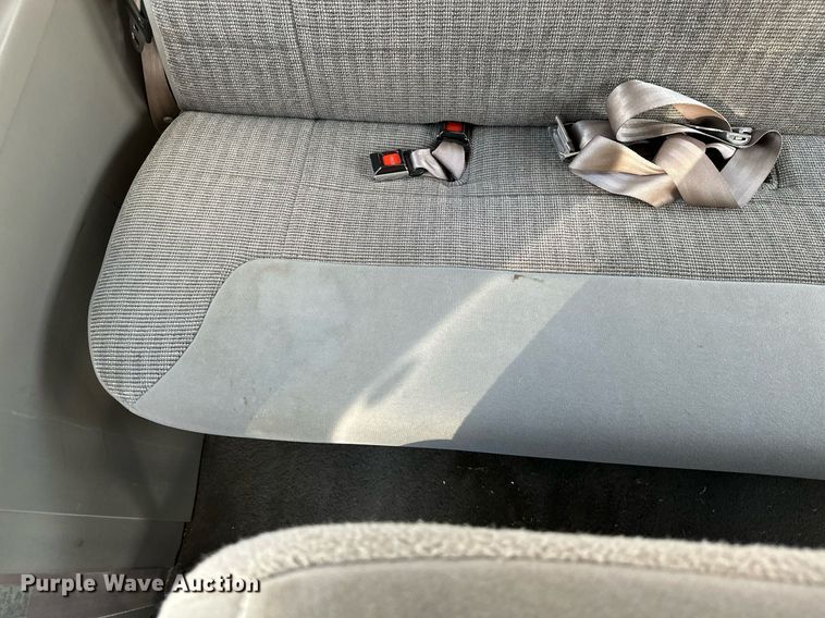 image for item ML9078 1998 Ford Club Wagon  handicap accessible van