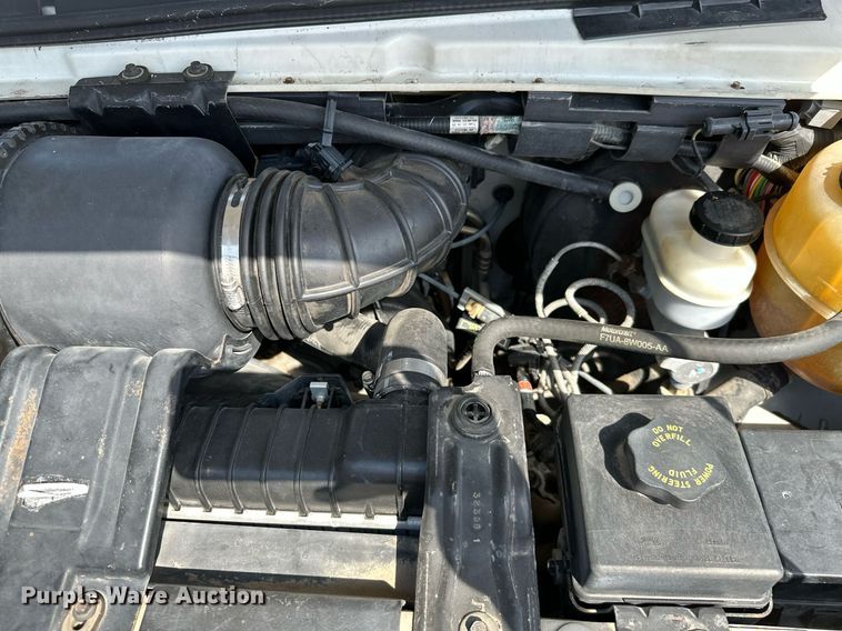 image for item ML9078 1998 Ford Club Wagon  handicap accessible van