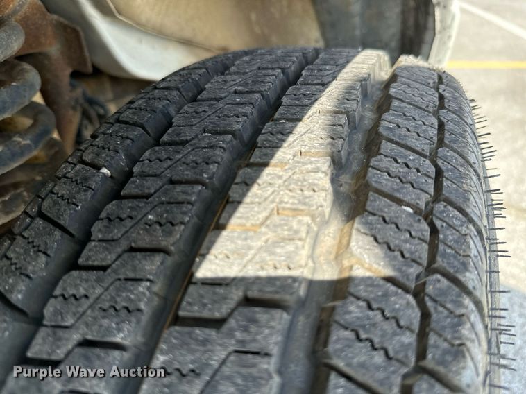 image for item ML9078 1998 Ford Club Wagon  handicap accessible van