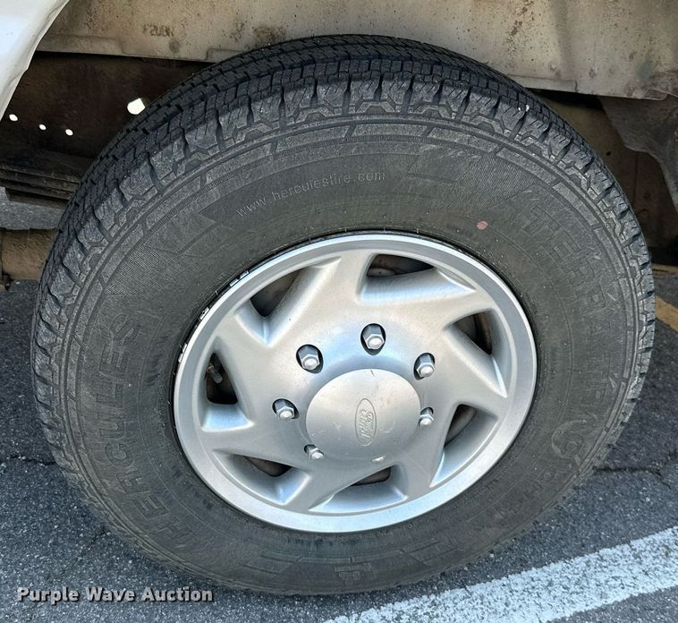 image for item ML9078 1998 Ford Club Wagon  handicap accessible van