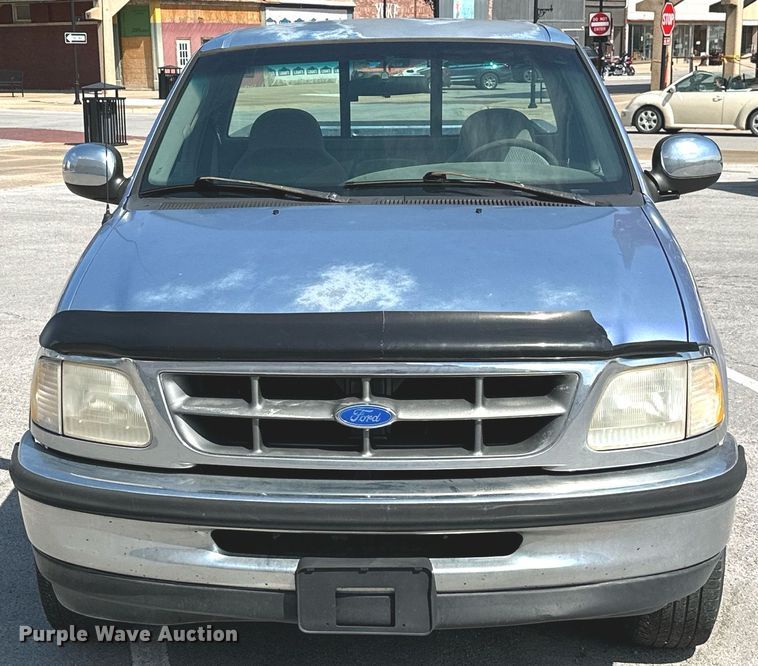 image for item ML9079 1997 Ford F150  pickup truck