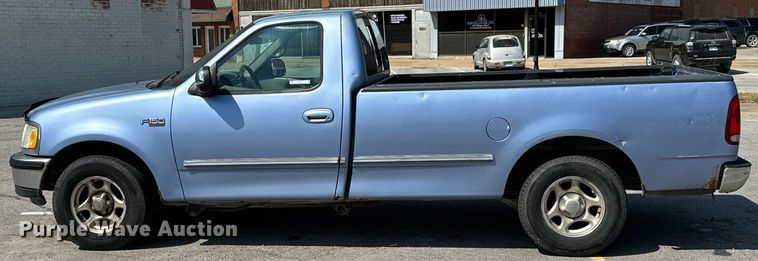 image for item ML9079 1997 Ford F150  pickup truck
