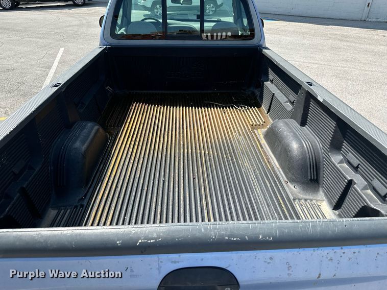 image for item ML9079 1997 Ford F150  pickup truck