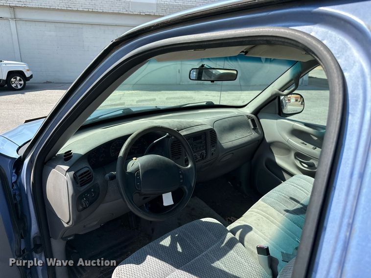 image for item ML9079 1997 Ford F150  pickup truck