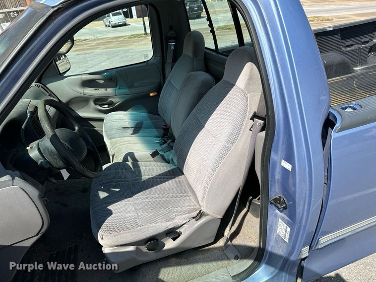 image for item ML9079 1997 Ford F150  pickup truck