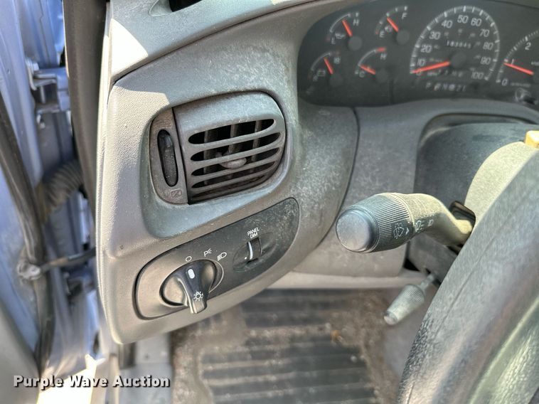 image for item ML9079 1997 Ford F150  pickup truck