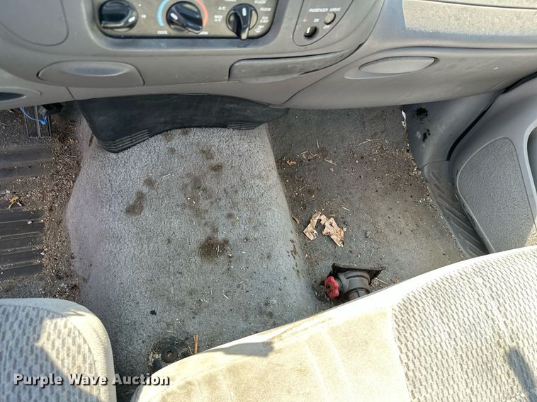 image for item ML9079 1997 Ford F150  pickup truck