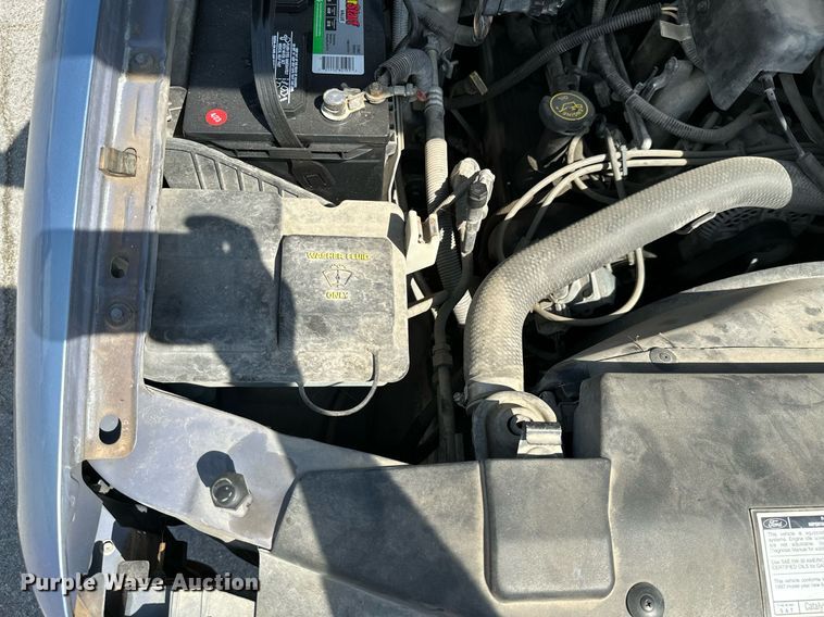 image for item ML9079 1997 Ford F150  pickup truck