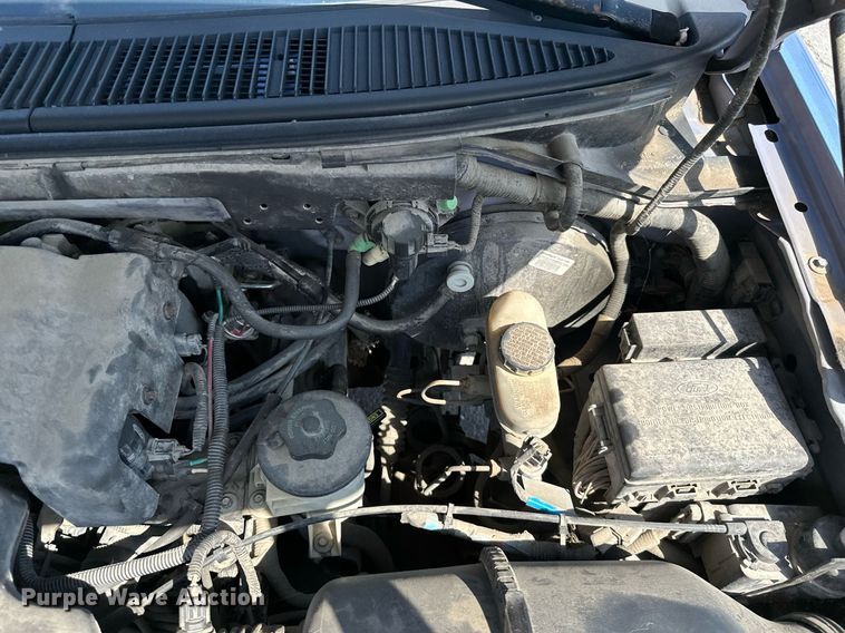 image for item ML9079 1997 Ford F150  pickup truck