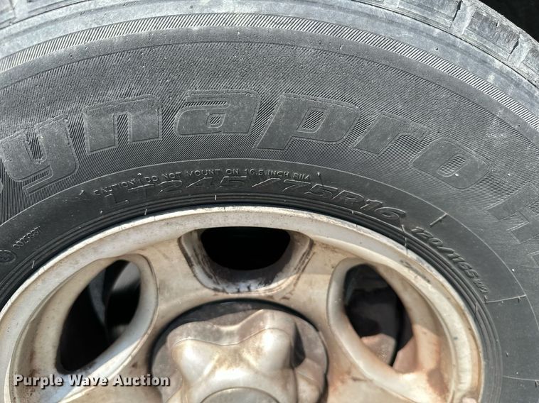 image for item ML9079 1997 Ford F150  pickup truck