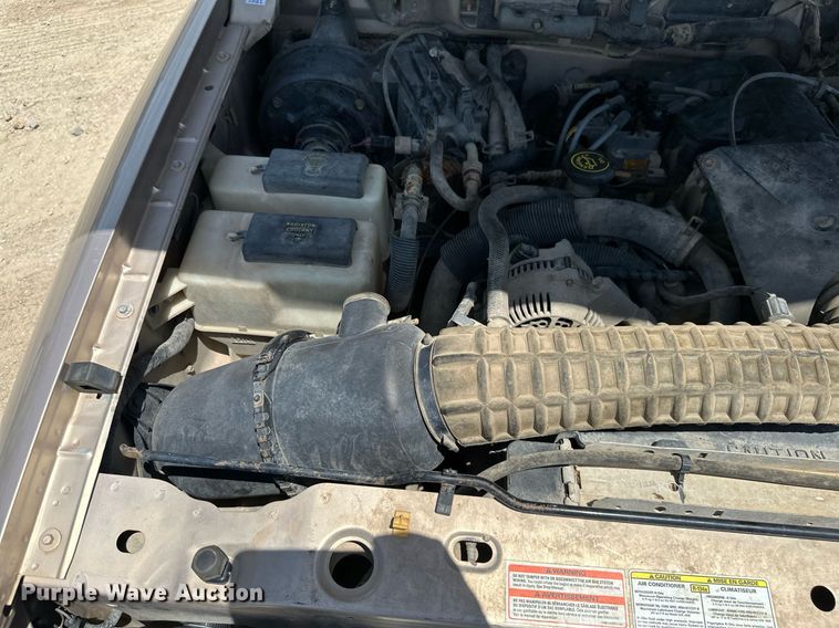 image for item ML9095 1997 Mazda B4000  pickup truck