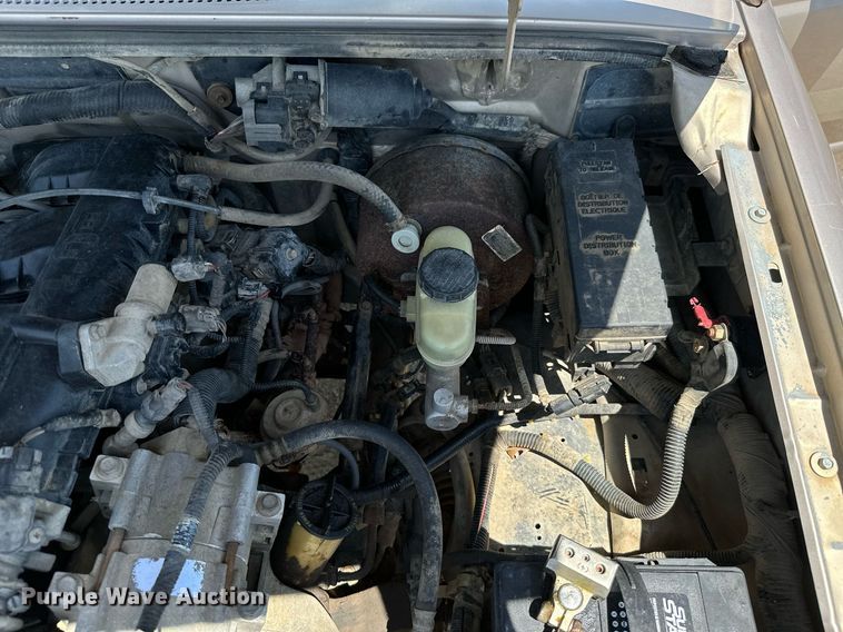 image for item ML9095 1997 Mazda B4000  pickup truck