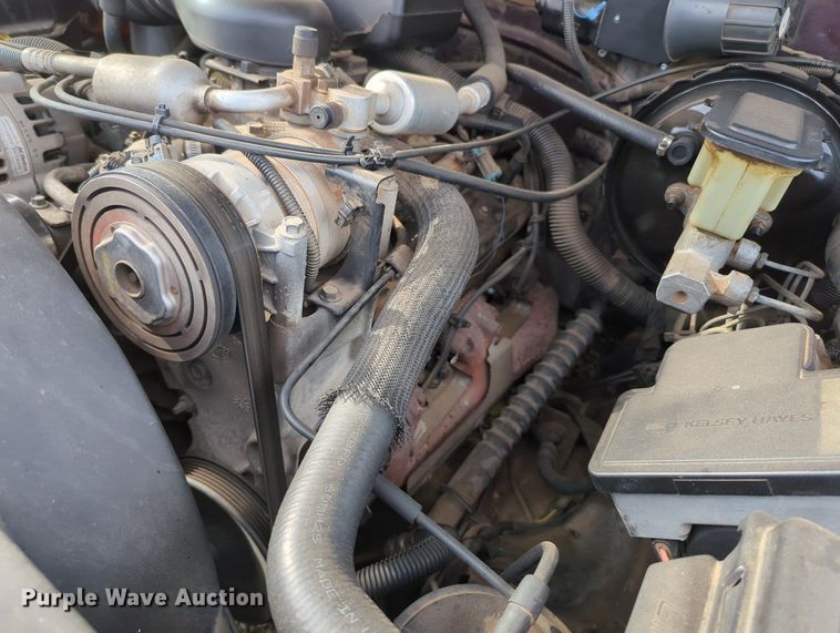 image for item MO9029 1996 Chevrolet Suburban  SUV