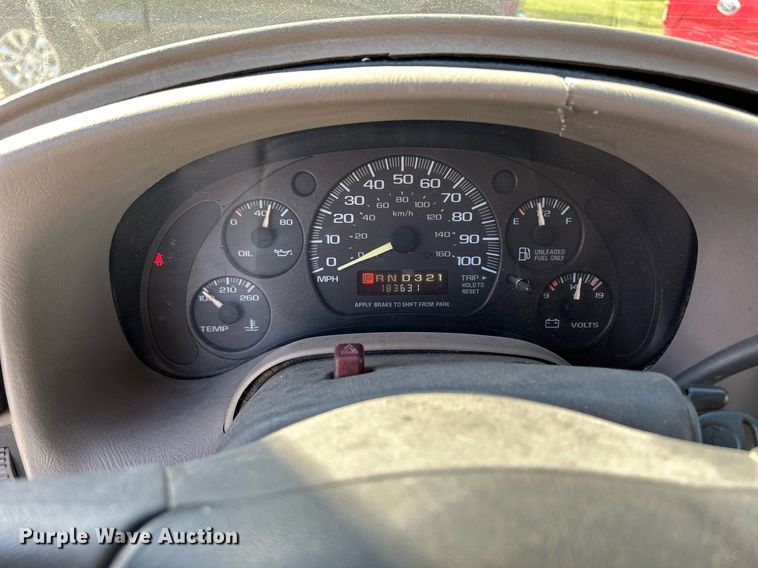 image for item MO9047 1999 Chevrolet Astro  van