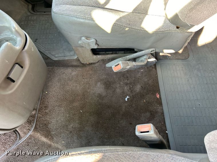 image for item MO9047 1999 Chevrolet Astro  van