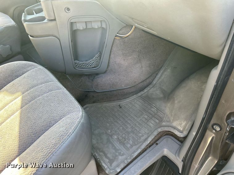 image for item MO9047 1999 Chevrolet Astro  van