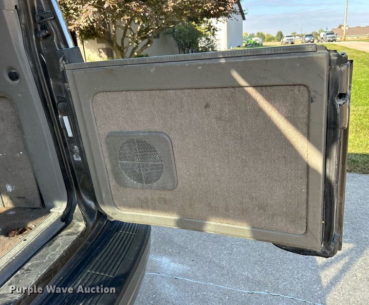 image for item MO9047 1999 Chevrolet Astro  van