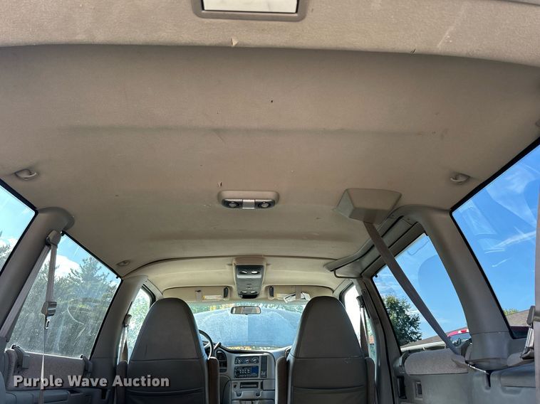 image for item MO9047 1999 Chevrolet Astro  van