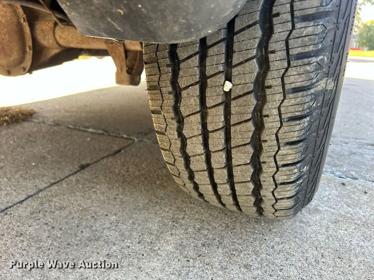 image for item MO9047 1999 Chevrolet Astro  van