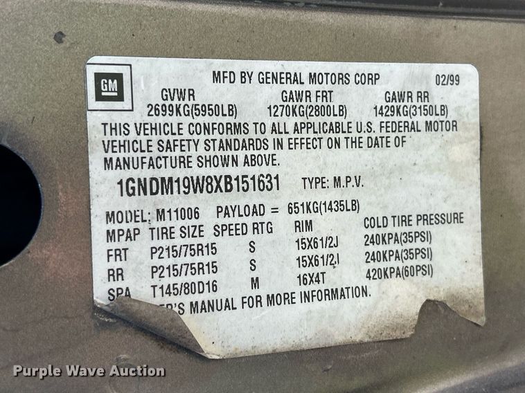 image for item MO9047 1999 Chevrolet Astro  van