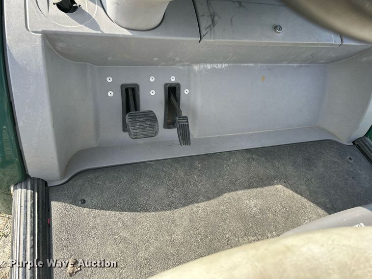 image for item MO9048 2002 Ford Think Neighbor  utility vehicle