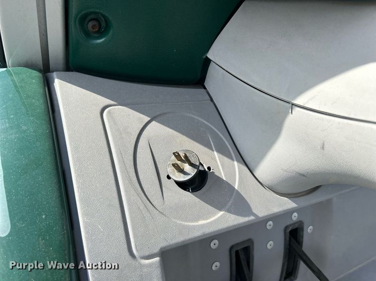 image for item MO9048 2002 Ford Think Neighbor  utility vehicle