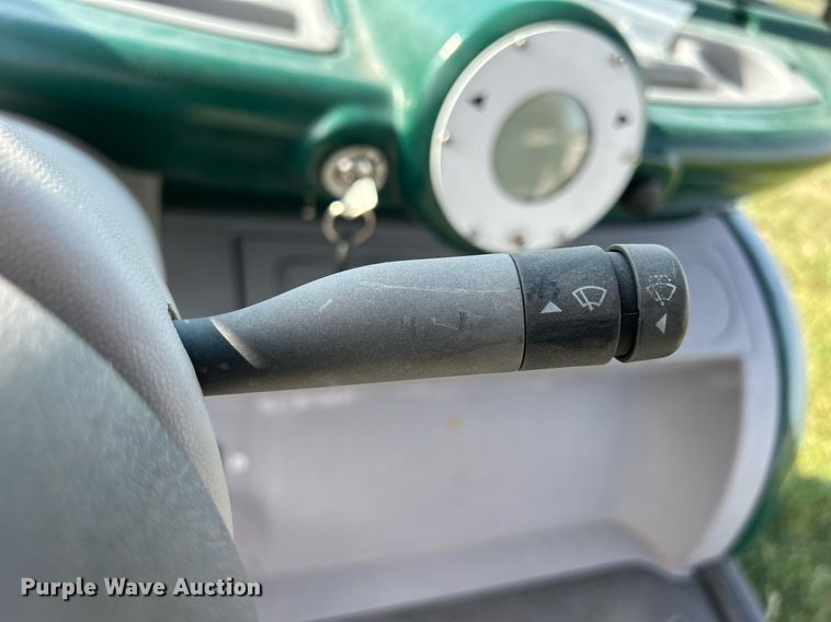 image for item MO9048 2002 Ford Think Neighbor  utility vehicle