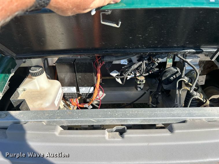 image for item MO9048 2002 Ford Think Neighbor  utility vehicle