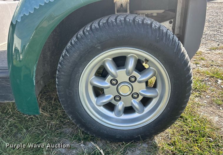 image for item MO9048 2002 Ford Think Neighbor  utility vehicle