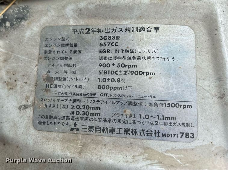 image for item MO9049 1992 Mitsubishi  mini truck