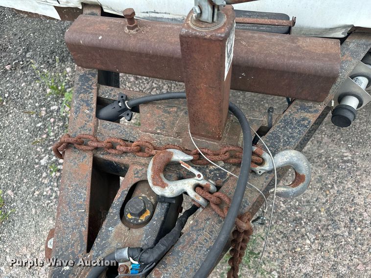 image for item MQ9397 1993 Haulmark  enclosed cargo trailer