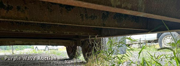 image for item MQ9397 1993 Haulmark  enclosed cargo trailer