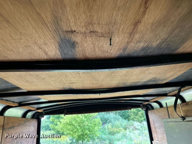 image for item MQ9397 1993 Haulmark  enclosed cargo trailer