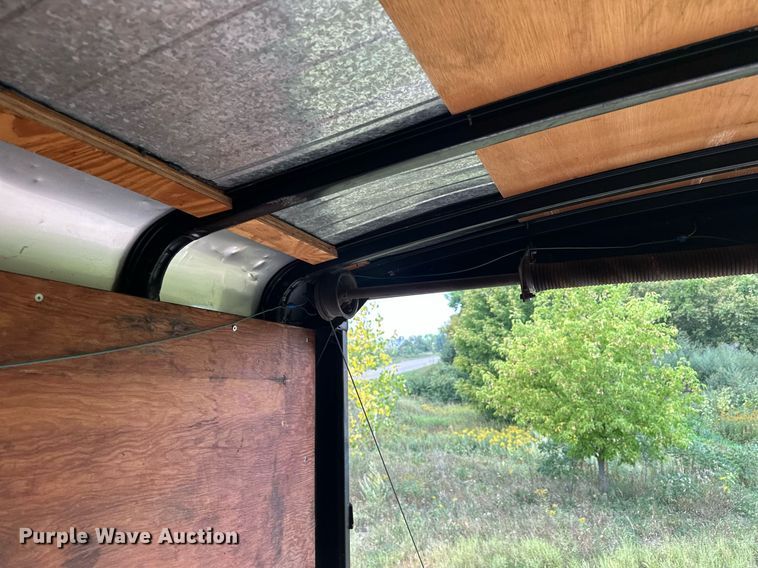 image for item MQ9397 1993 Haulmark  enclosed cargo trailer