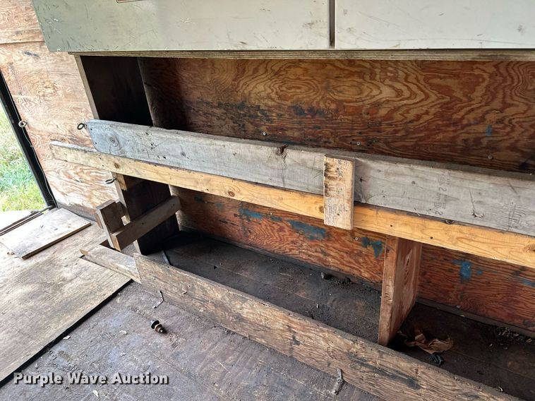 image for item MQ9397 1993 Haulmark  enclosed cargo trailer