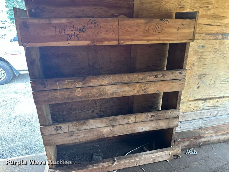 image for item MQ9397 1993 Haulmark  enclosed cargo trailer