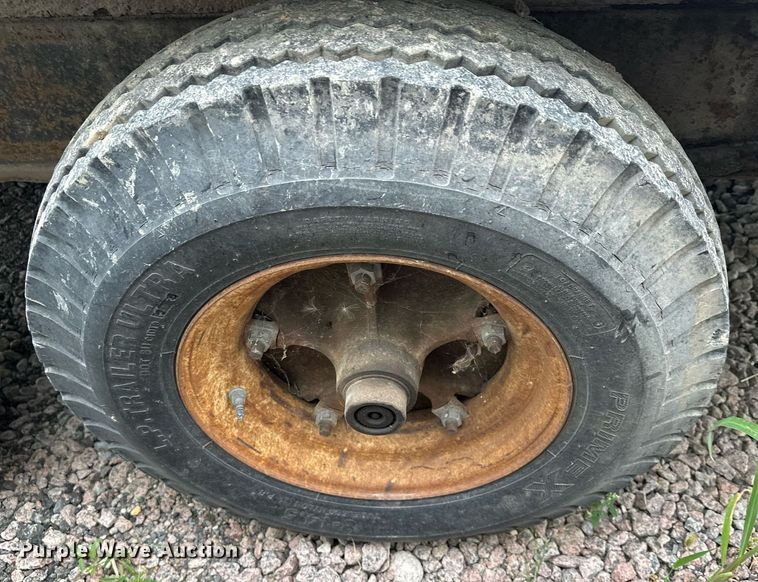 image for item MQ9397 1993 Haulmark  enclosed cargo trailer