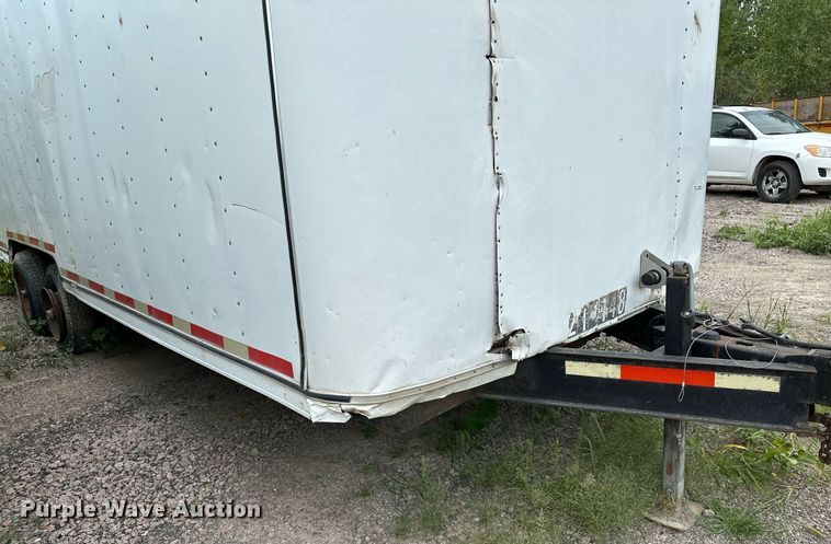 image for item MQ9398 1992 Haulmark  enclosed cargo trailer