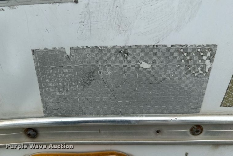 image for item MQ9398 1992 Haulmark  enclosed cargo trailer