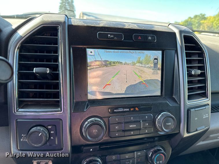 image for item MQ9443 2017 Ford F150  SuperCrew pickup truck