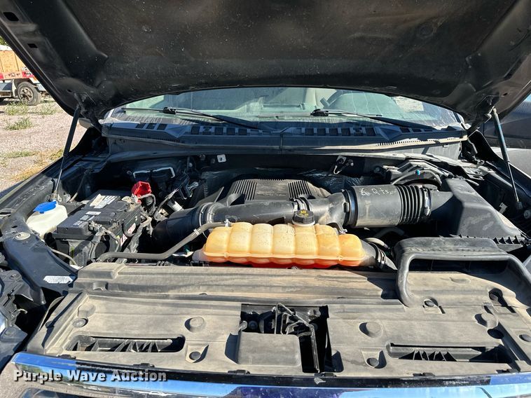 image for item MQ9443 2017 Ford F150  SuperCrew pickup truck