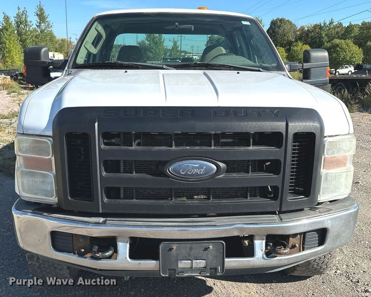 image for item MQ9444 2008 Ford F350 Super Duty  SuperCab pickup truck
