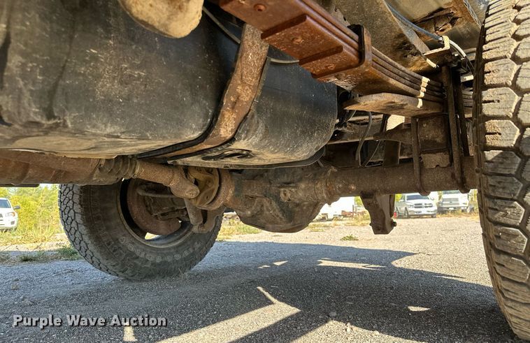 image for item MQ9444 2008 Ford F350 Super Duty  SuperCab pickup truck