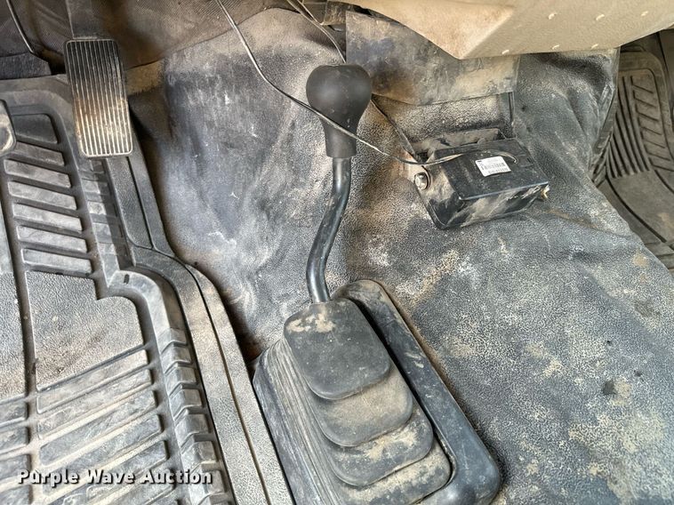 image for item MQ9444 2008 Ford F350 Super Duty  SuperCab pickup truck