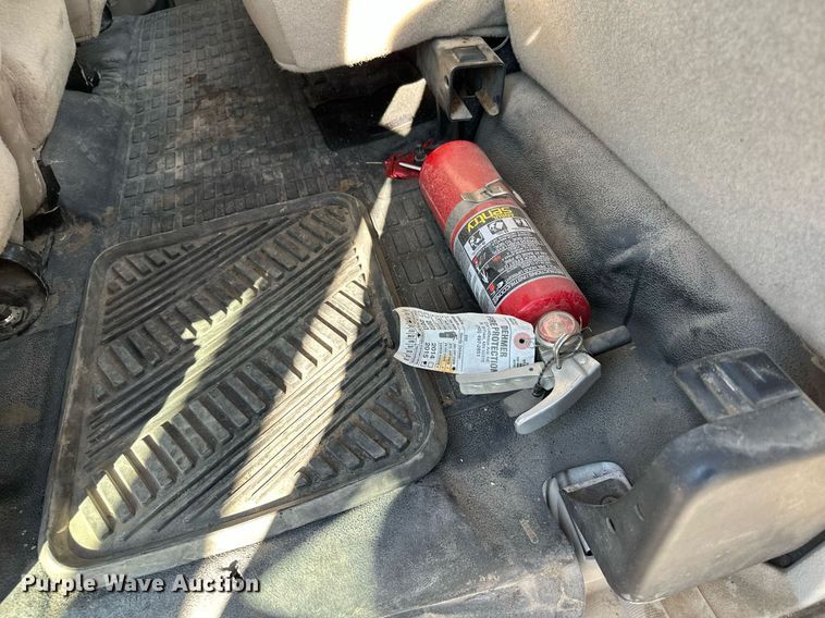 image for item MQ9444 2008 Ford F350 Super Duty  SuperCab pickup truck