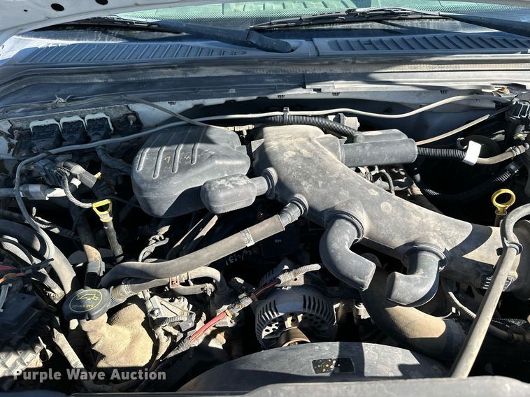 image for item MQ9444 2008 Ford F350 Super Duty  SuperCab pickup truck